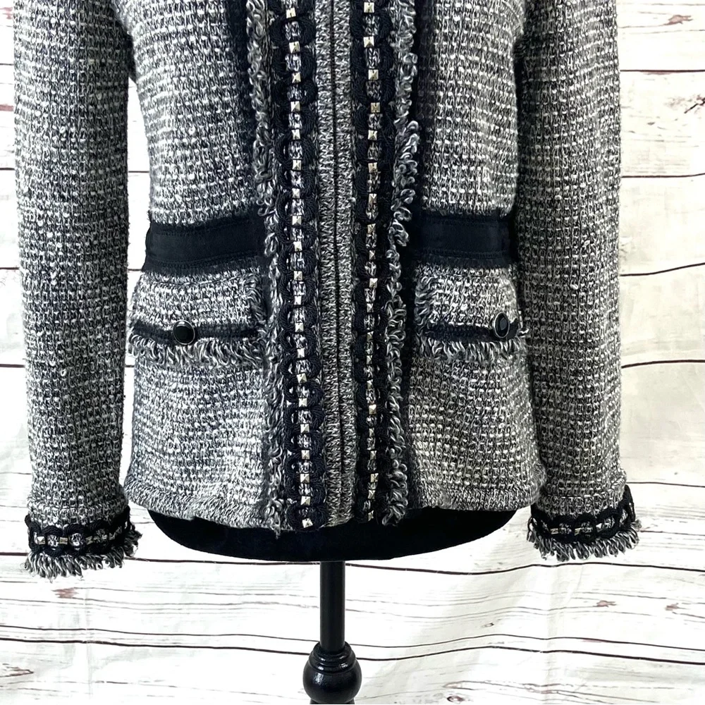 White House Black Market Jacket‎ Women’s Medium Black/White Full Zip Tweed.